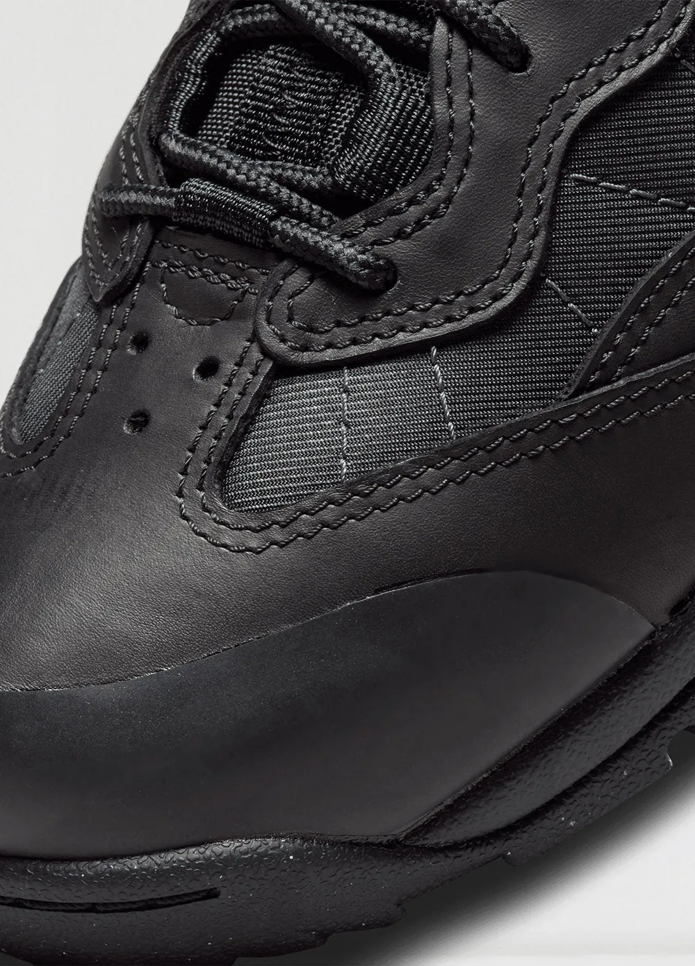 ACG Air Mada Sneakers