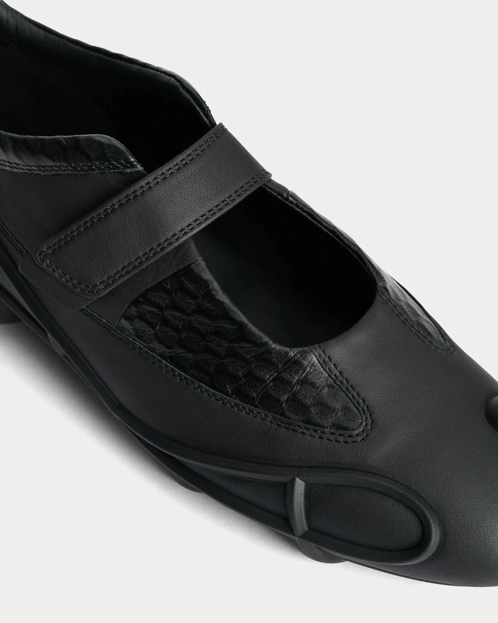 Artemis Maryjane Black Slip On Sneakers