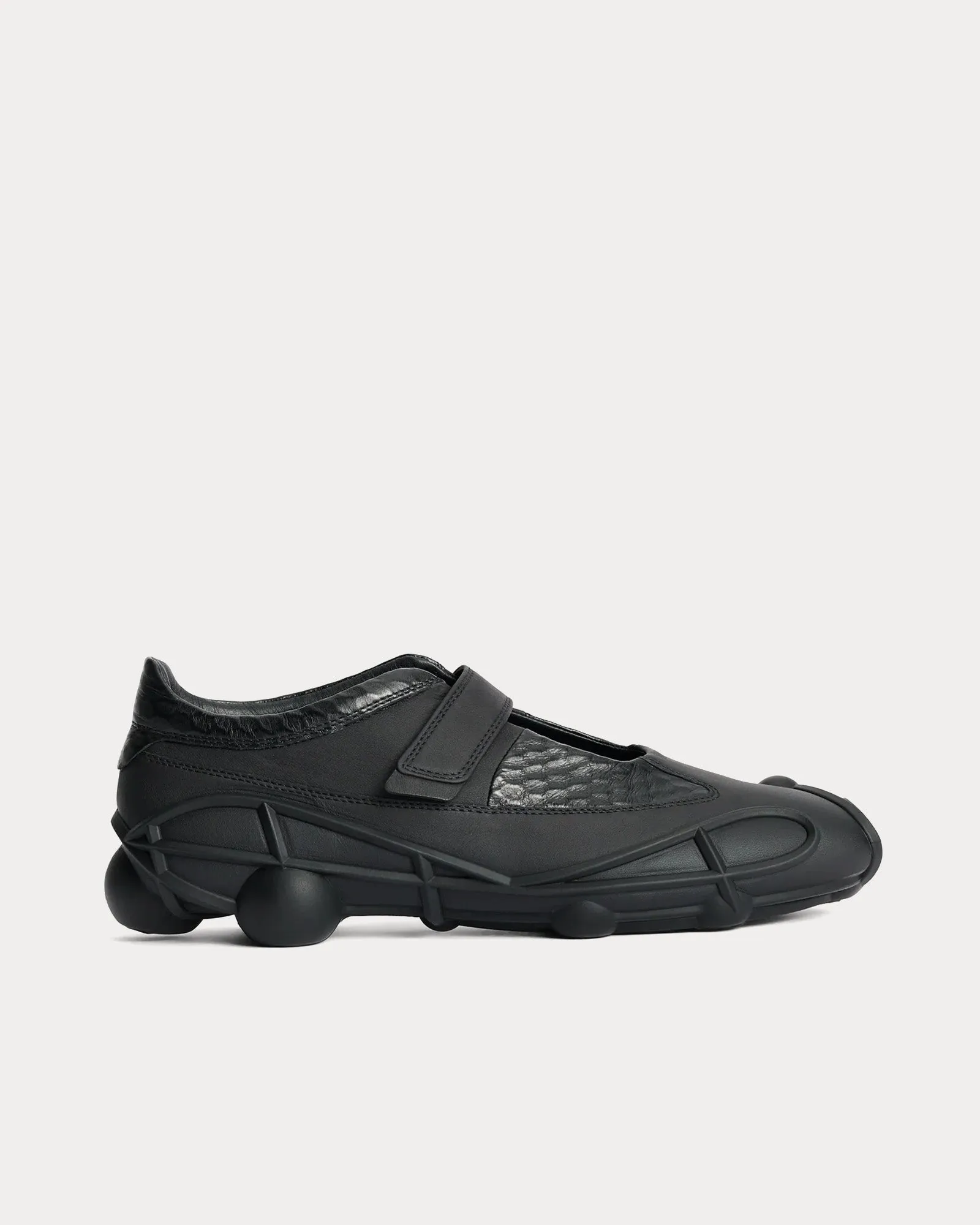 Artemis Maryjane Black Slip On Sneakers