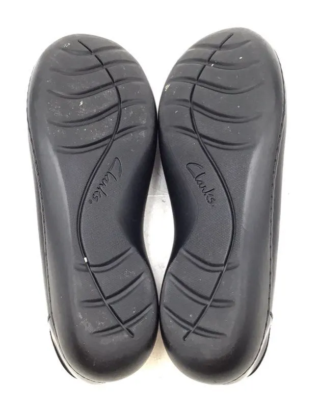 Clarks Women's Black Loafer Flats - Size 8M