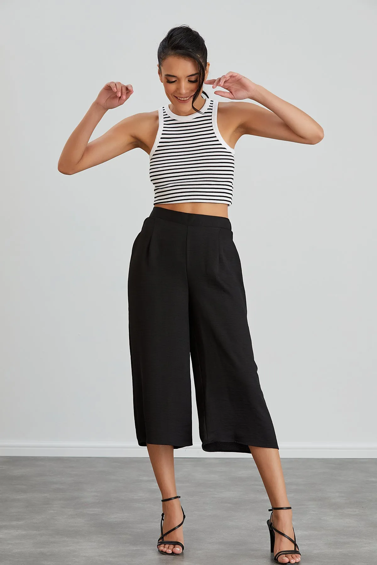Culotte Wide Leg Trousers in Black