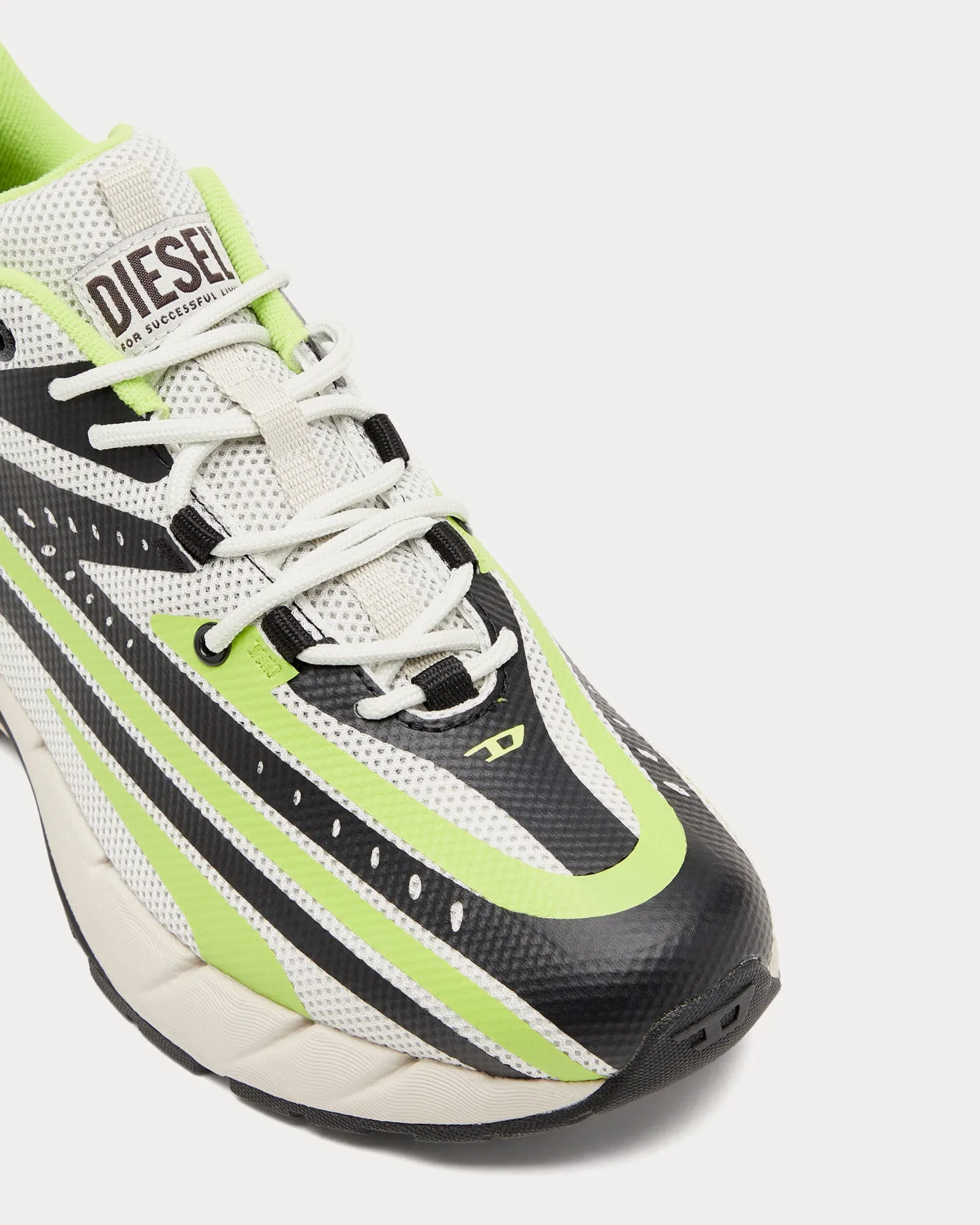 D-Airspeed Yellow / Black Low Top Sneakers