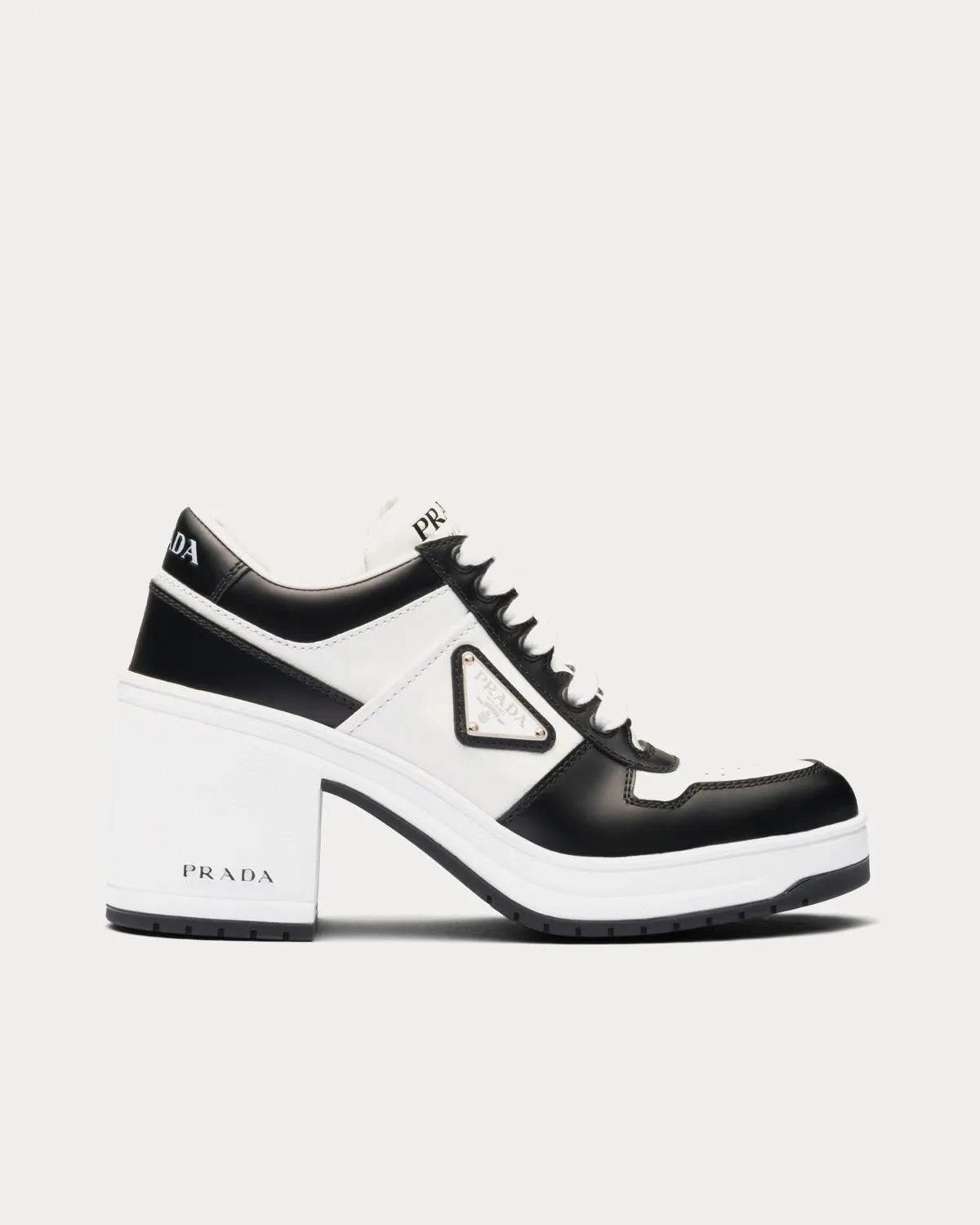 Downtown High-Heeled Leather Black / White Low Top sneakers