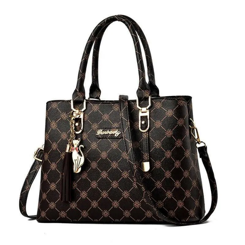 GISELE Bag: The Perfect Companion in Stylish Vegan Leather