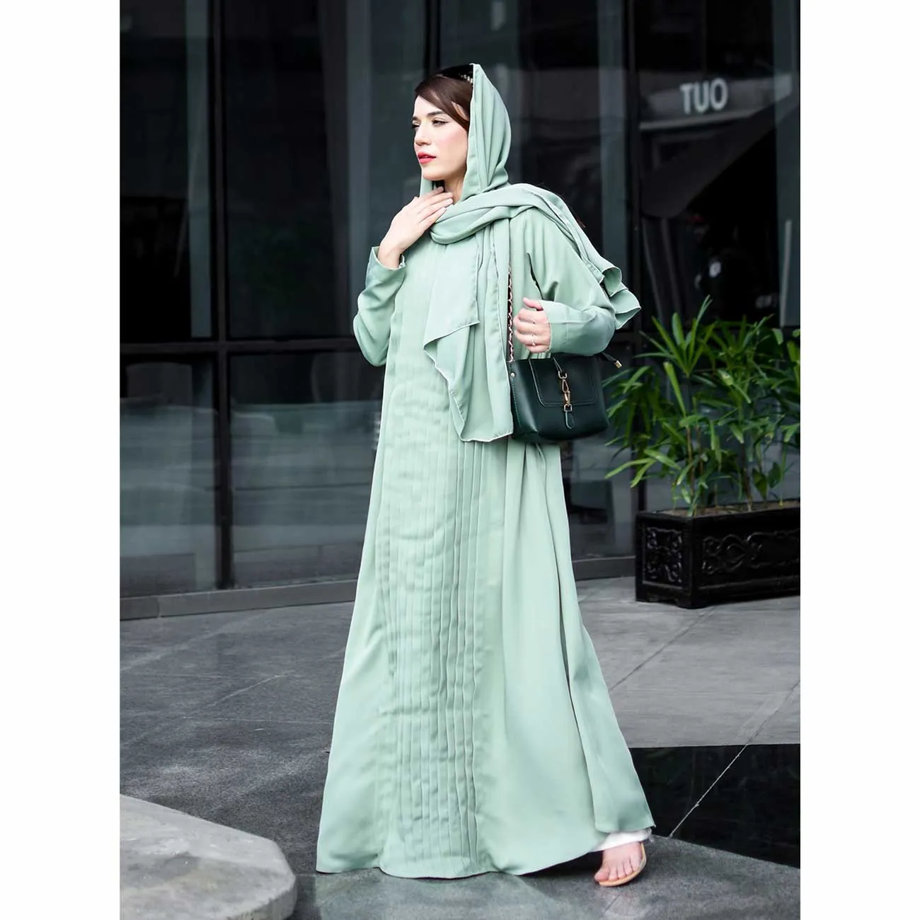 Streak Abaya (pastel)