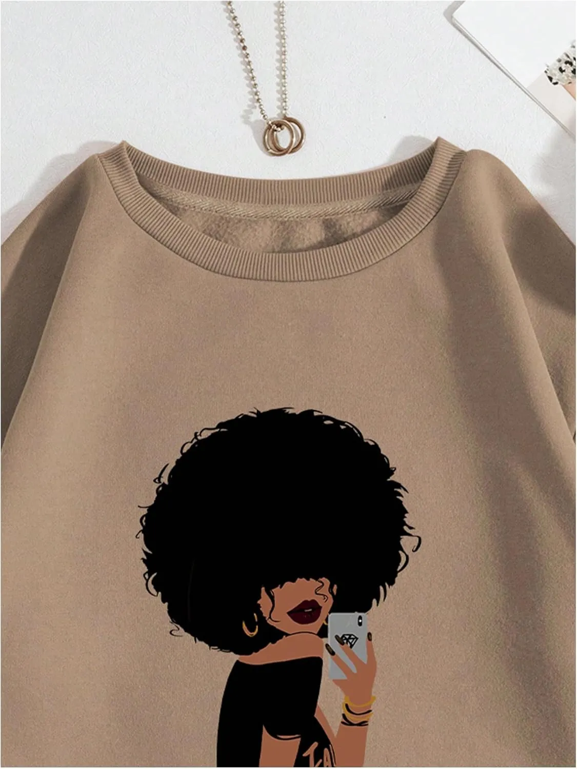 WDIRARA Women's Figure Graphic Sweatshirt Crewneck Long Sleeve Pullovers Top