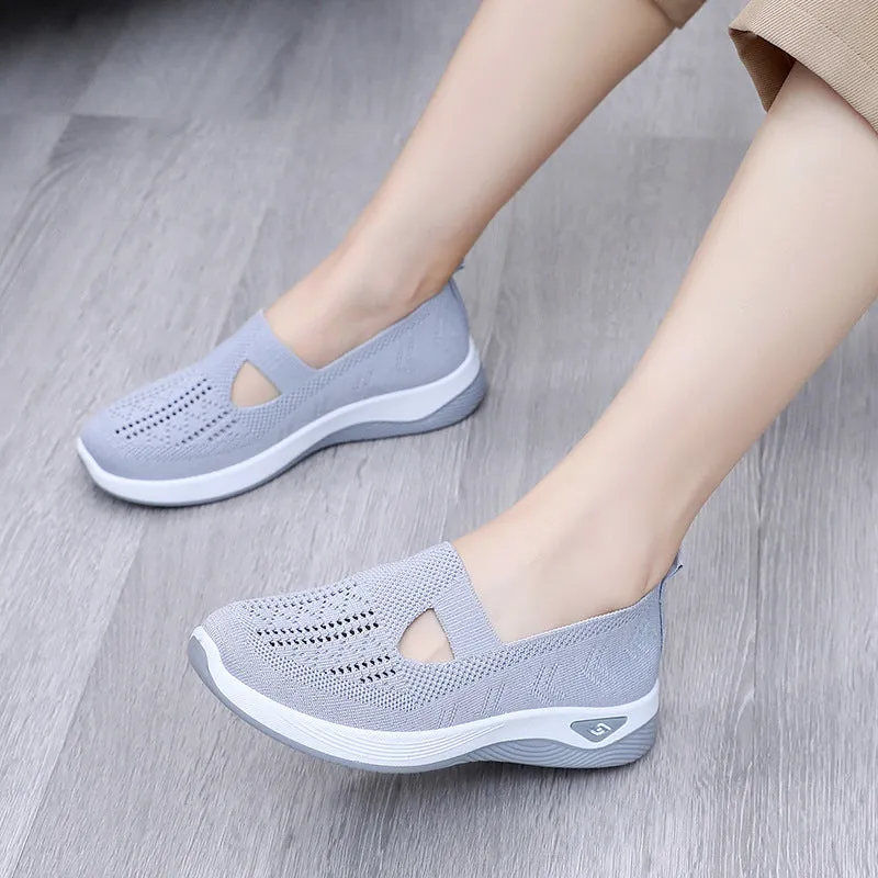 Women's Lightweight Breathable Mesh Slip-On Sneakers